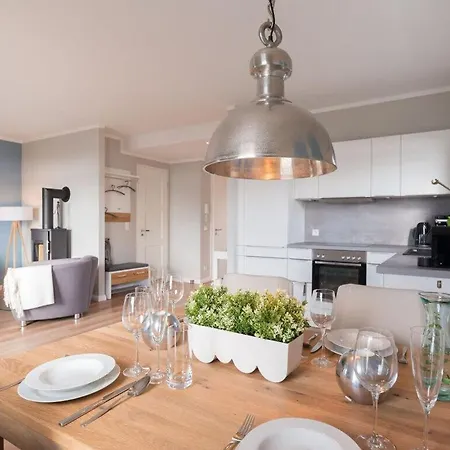 11° East * Heiligenhafen